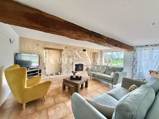  Maison � vendre 6 pi�ces 210 m�