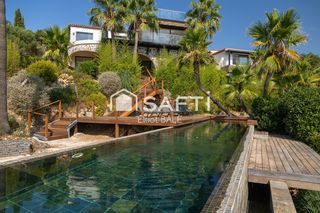  Maison � vendre 10 pi�ces 359 m�