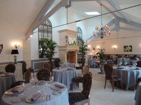 Restaurant Gastronomique 485000 60500 Chantilly
