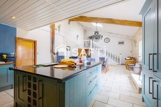  Maison � vendre 9 pi�ces 250 m�