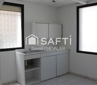  Immeuble � vendre 180 m�