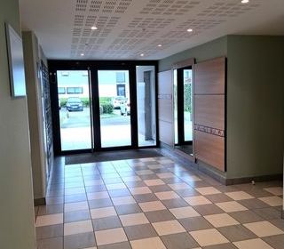  Appartement � vendre 4 pi�ces 84 m�