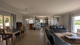  Maison � vendre 9 pi�ces 217 m�