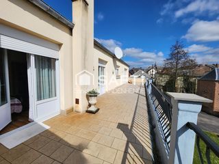  Maison � vendre 10 pi�ces 260 m�