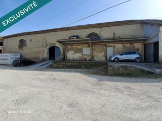  Immeuble � vendre 870 m�