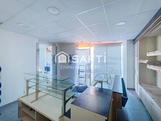  Immeuble � vendre 205 m�