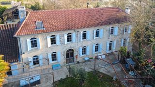  Maison � vendre 10 pi�ces 380 m�