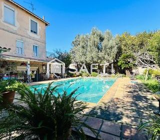  Maison � vendre 5 pi�ces 230 m�