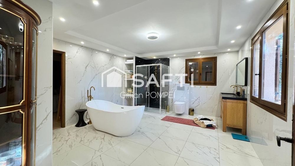 � vendre  Maison La Colle-sur-Loup (06480)