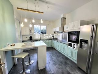  Maison � vendre 8 pi�ces 223 m�