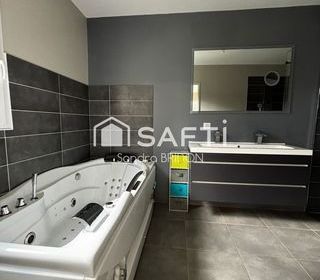  Maison � vendre 8 pi�ces 179 m�