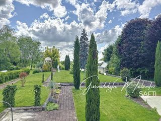  Maison � vendre 10 pi�ces 312 m�