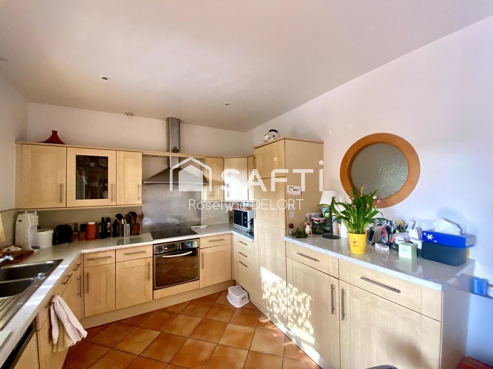 � vendre  Maison Toulon (83000)