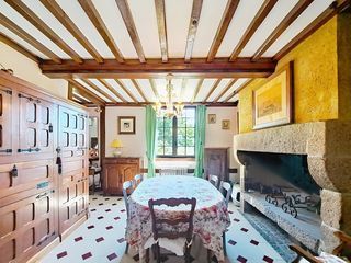  Maison � vendre 8 pi�ces 220 m�