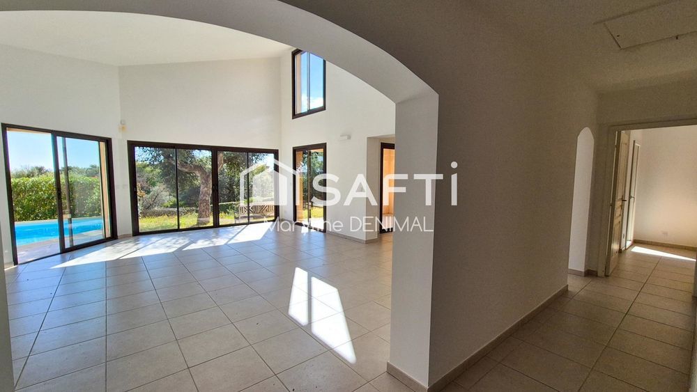 � vendre  Maison Saint-Rapha�l (83700)