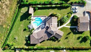  Maison � vendre 8 pi�ces 267 m�