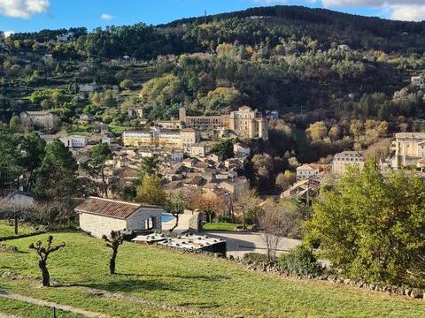   SECTEUR CALME / ID�ALE MAISON FAMILIALE / VUE DEGAG�E Maison - 5 pi�ce(s) - 108 m�