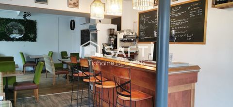 Restaurant 50m2, Brasserie 50m2, r&eacute;serve 30m2, appartement 100m loyer 800euros par mois. 250000 49400 Saumur