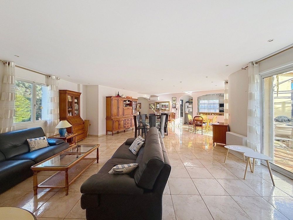 � vendre  Maison Saint-Rapha�l (83700)