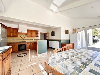  Maison � vendre 9 pi�ces 216 m�