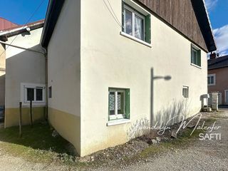  Immeuble � vendre 213 m�