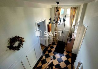  Maison � vendre 9 pi�ces 209 m�