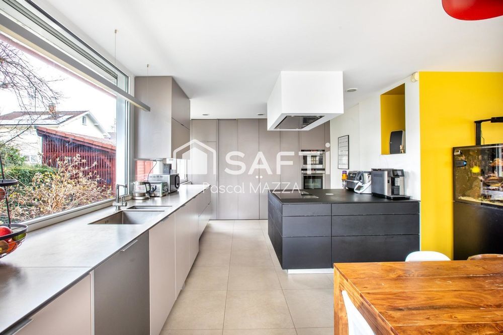 � vendre  Maison Saint-Louis (68300)