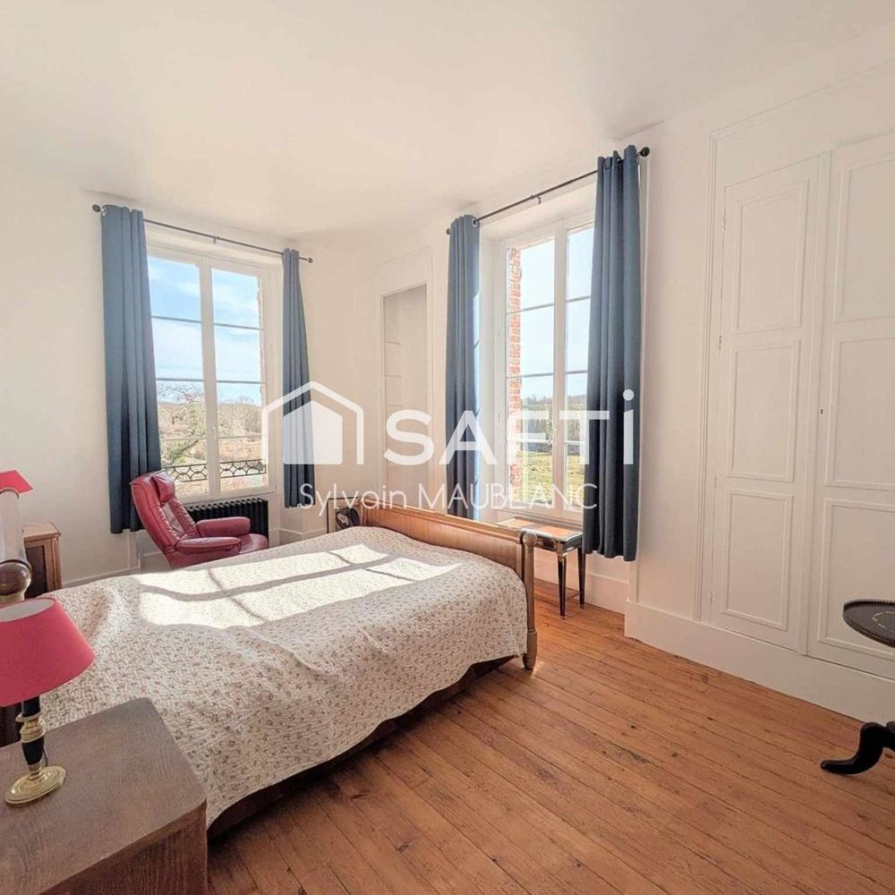 � vendre  Propri�t�/ch�teau Lavau (89170)