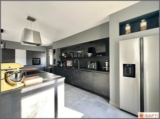  Maison � vendre 8 pi�ces 212 m�