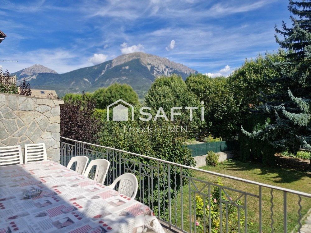 � vendre  Maison Embrun (05200)