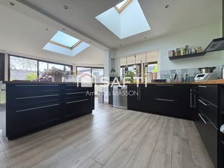  Maison � vendre 8 pi�ces 222 m�