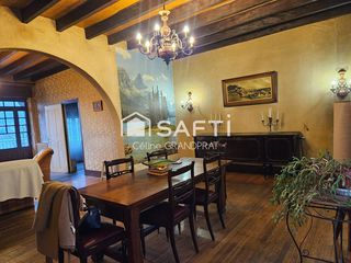  Maison � vendre 9 pi�ces 260 m�