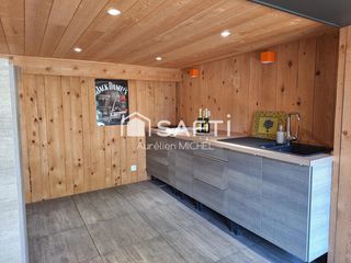  Maison � vendre 9 pi�ces 245 m�