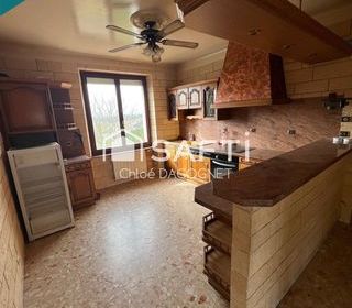  Maison � vendre 10 pi�ces 200 m�