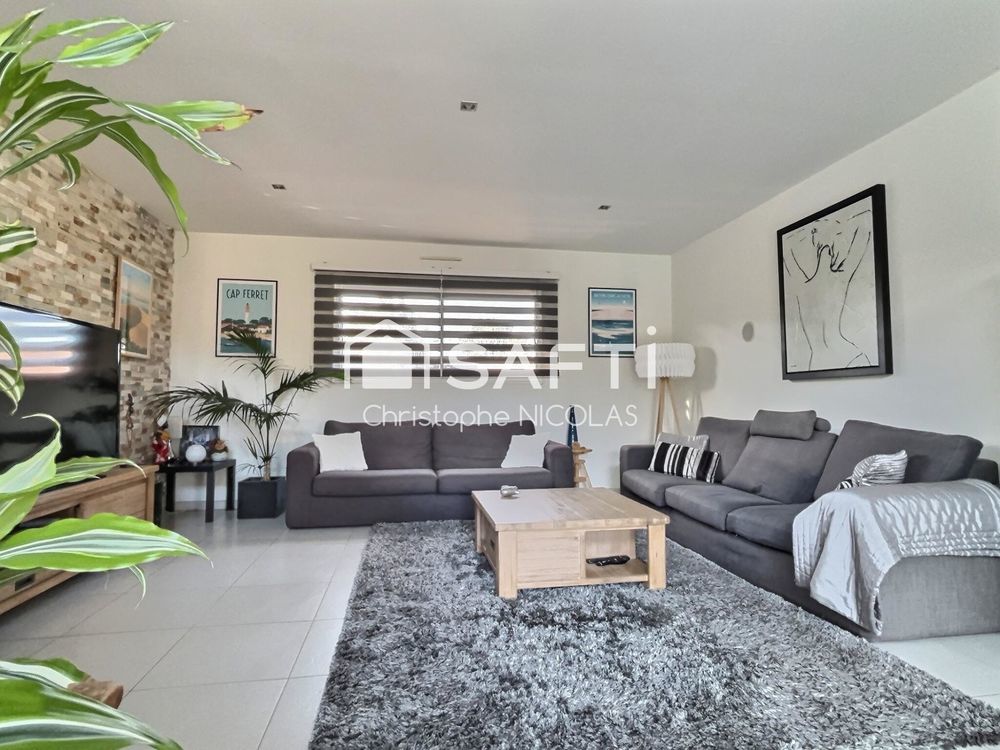 � vendre  Maison Saint-Jean-d'Illac (33127)