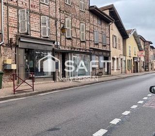  Immeuble � vendre 165 m�