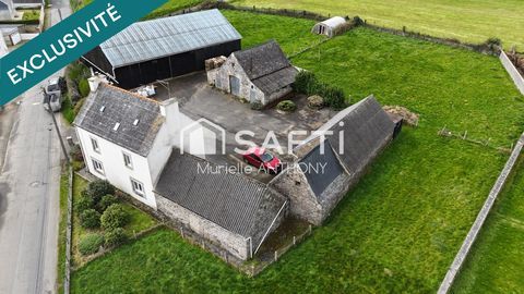   RARE. ANCIENNE FERME A FORT POTENTIEL AU COEUR DU BOURG. Maison - 5 pi�ce(s) - 80 m�