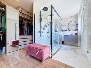  Maison � vendre 6 pi�ces 204 m�