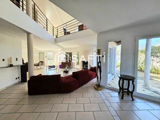  Maison � vendre 7 pi�ces 375 m�