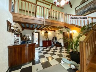  Maison � vendre 12 pi�ces 360 m�