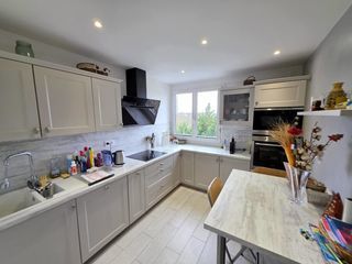  Appartement � vendre 5 pi�ces 82 m�