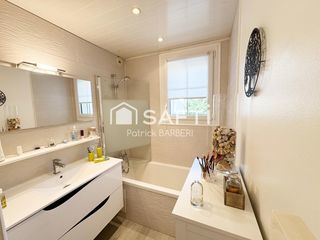  Appartement � vendre 4 pi�ces 82 m�