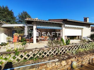  Maison � vendre 6 pi�ces 228 m�