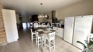  Maison � vendre 6 pi�ces 204 m�