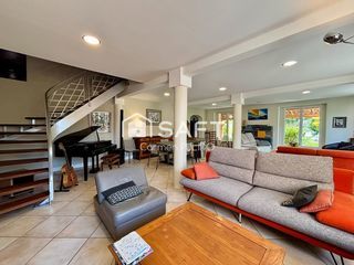  Maison � vendre 6 pi�ces 200 m�