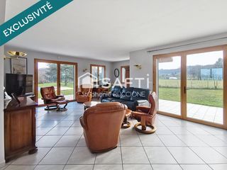  Maison � vendre 5 pi�ces 212 m�