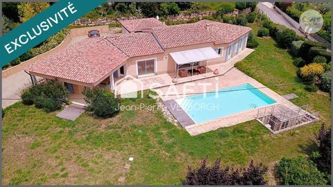   Villa de 170m� sur 2284m� de terrain avec piscine Maison - 5 pi�ce(s) - 170 m�