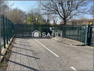  Parking / Garage � vendre 