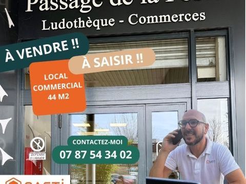 LOCAL COMMERCIAL 44 M2 50000 79300 Bressuire
