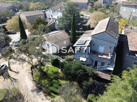   Ancienne magnanerie avec d�pendance et piscine Maison - 8 pi�ce(s) - 205 m�